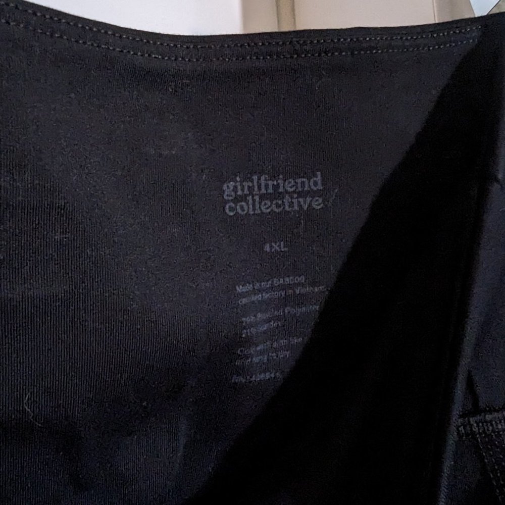 girlfriend collective high rise run shorts 4XL black - Picture 4 of 5